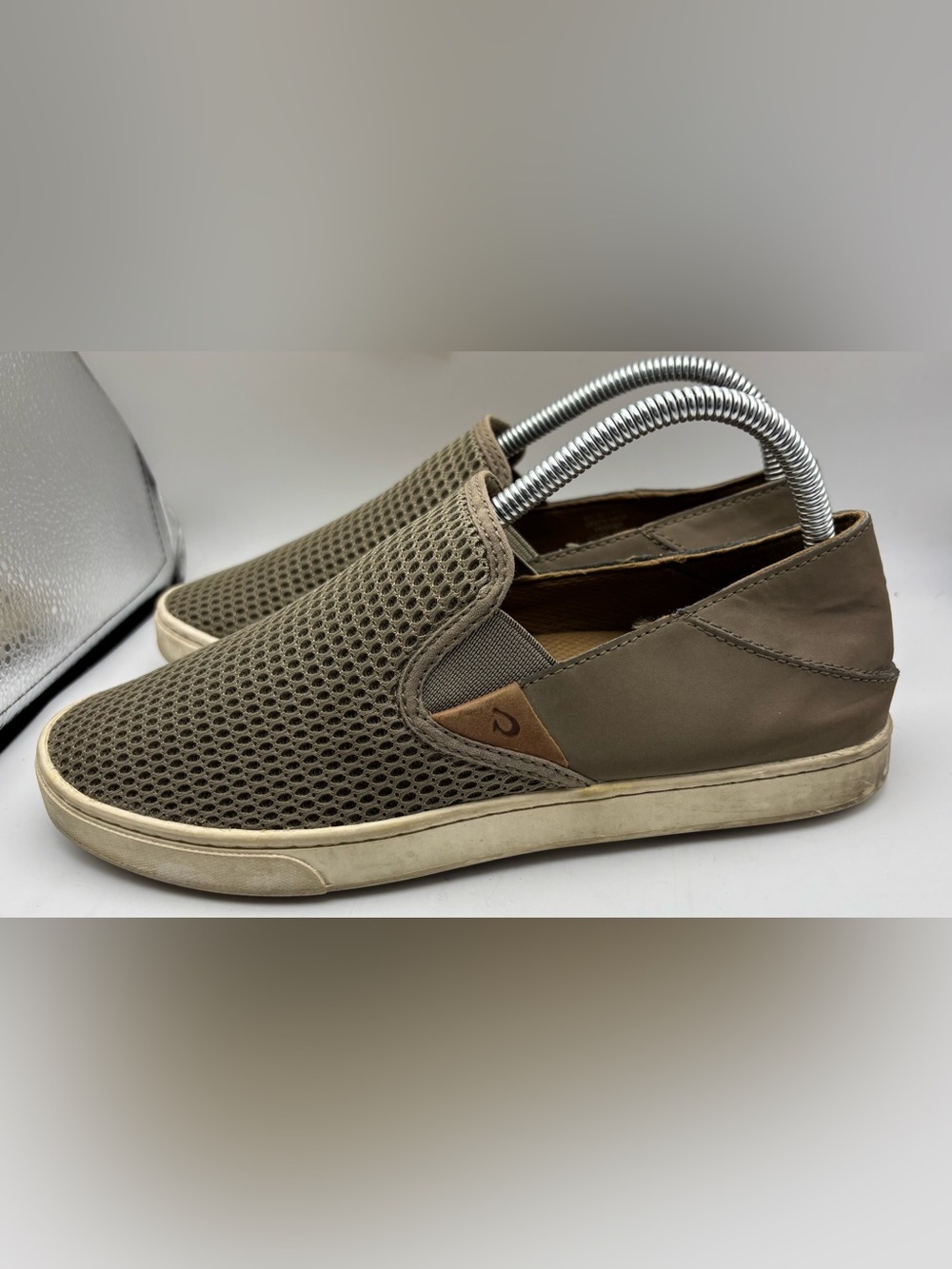 OluKai Pehuea Slip On Shoes Womens 9 Brown Mesh Leather Casual Comfort - Picture 3 of 6
